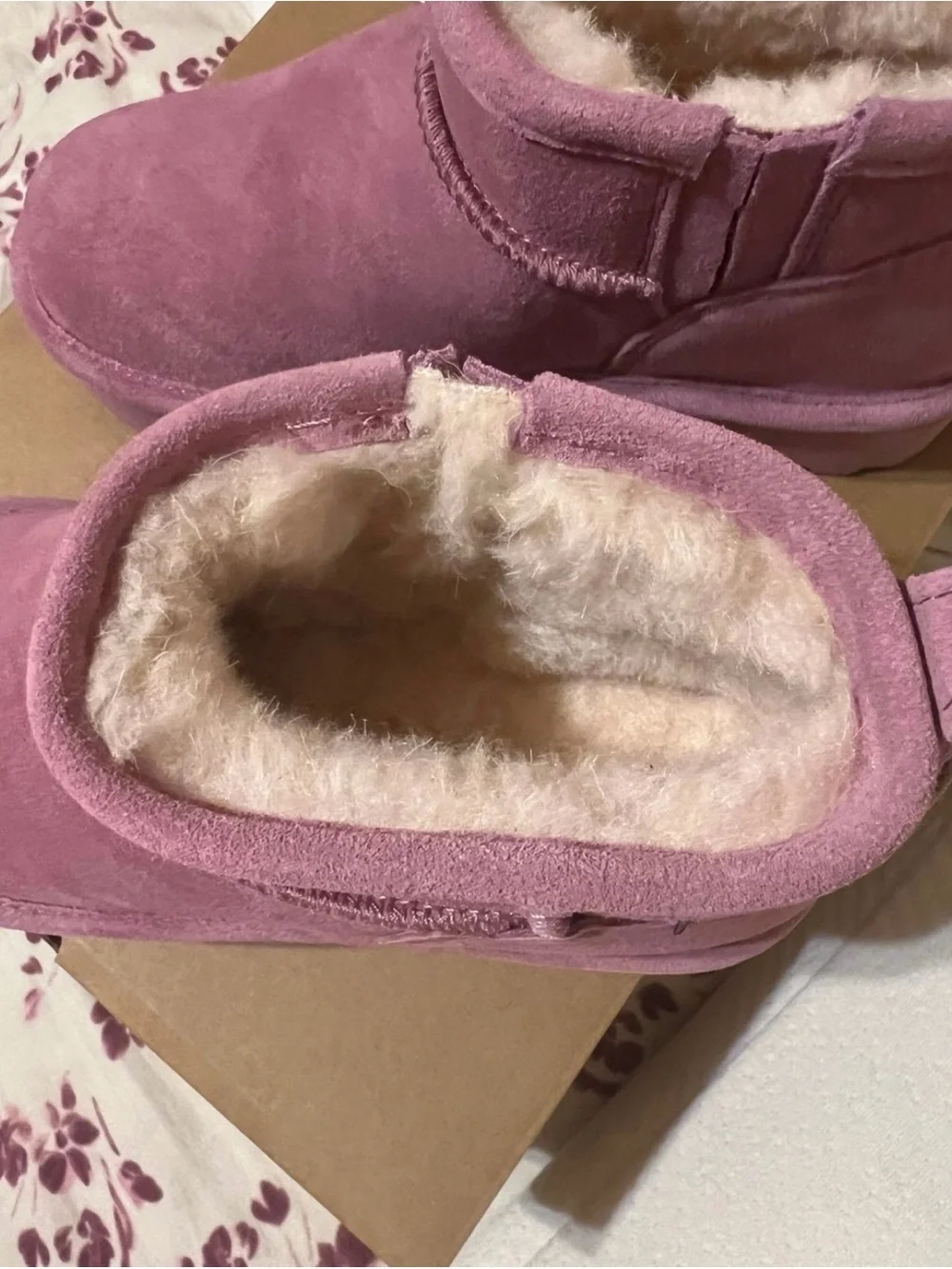 Bear Paw Orchid Retro Shorty Youth
